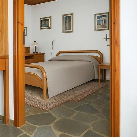 Mare Mare Thalassa A *