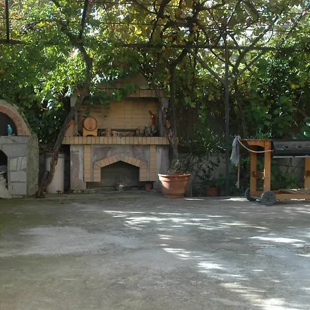 Mare Mare Thalassa A Daire